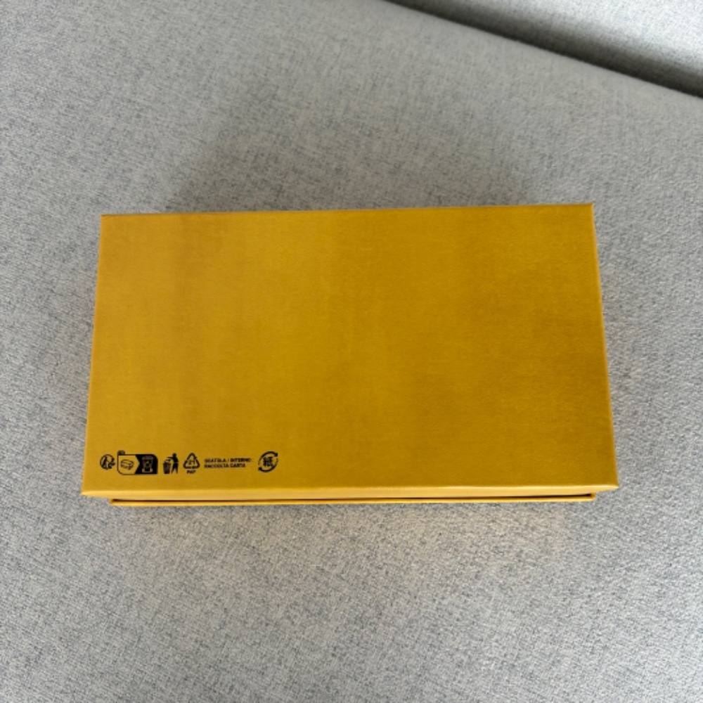 Small Fendi Box - Picture 3 of 3